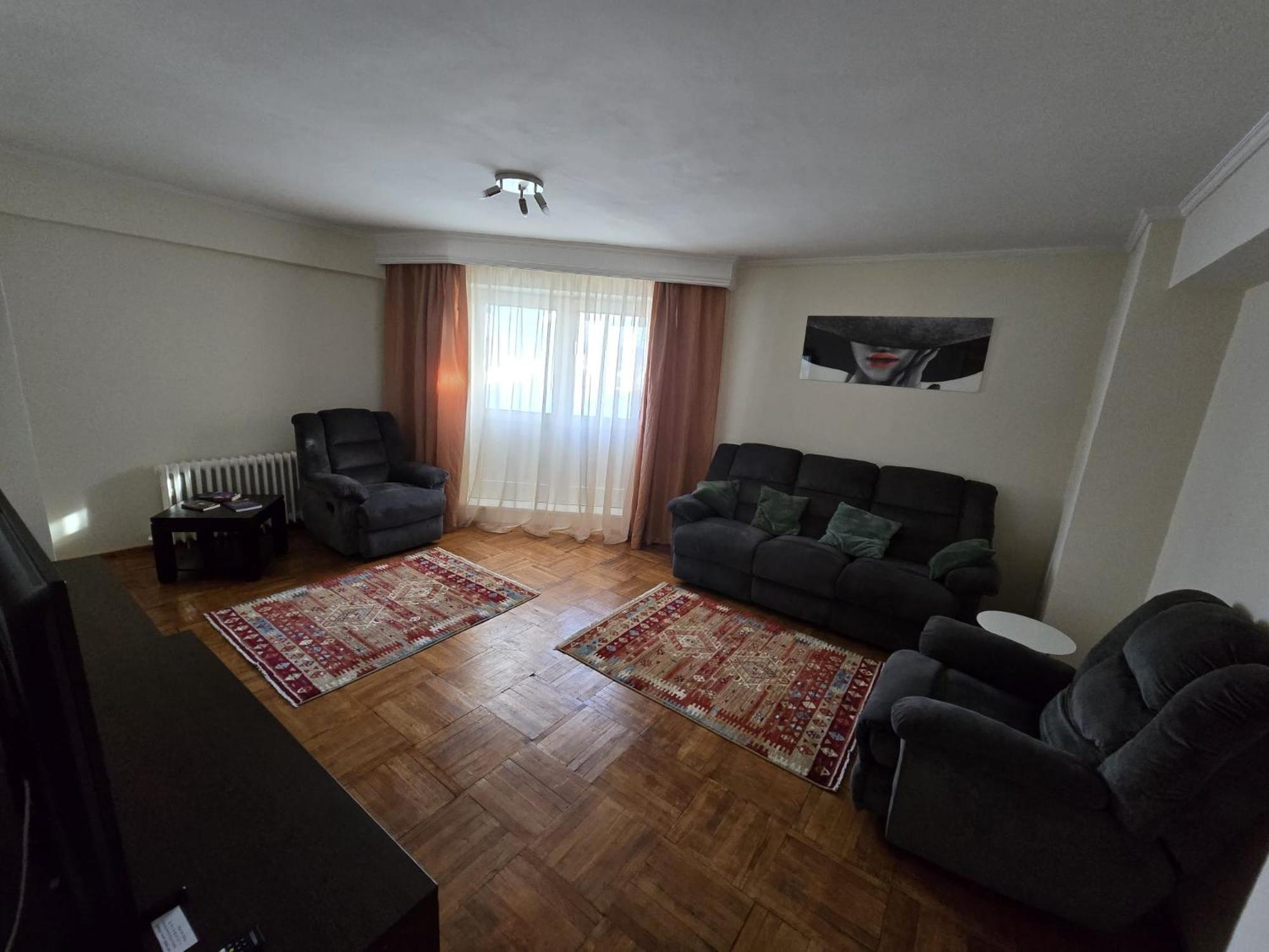 Apartament 3 Camere, Zona Dedeman Pitesti Exterior photo